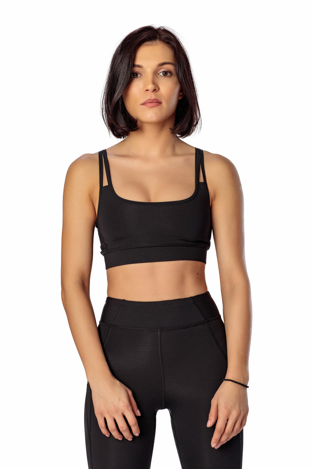 THE WOMEN'S LOCKER Athlete Medium support sports bustier