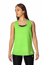 THE WOMEN'S LOCKER Essential Top