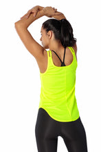THE WOMEN'S LOCKER Pro Active Top