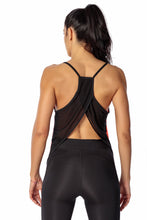 THE WOMEN'S LOCKER Delikate Top