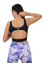 <transcy>THE WOMEN'S LOCKER Motion Black sports bra</transcy>