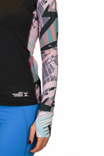 THE WOMEN'S LOCKER Vital Rash Guard