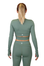 THE WOMEN'S LOCKER Shanti Crop Top